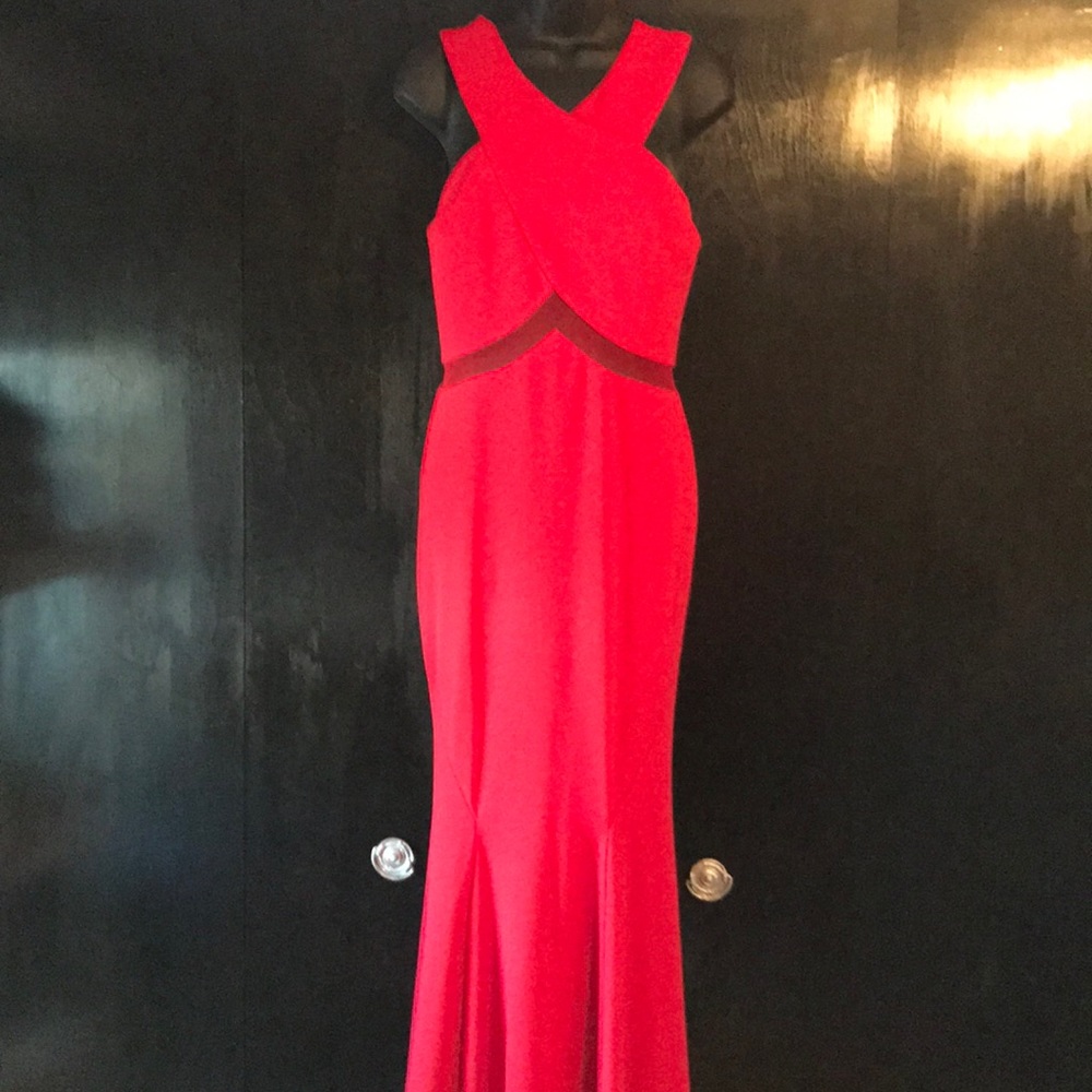 Red formal dress - Picture 1 of 4